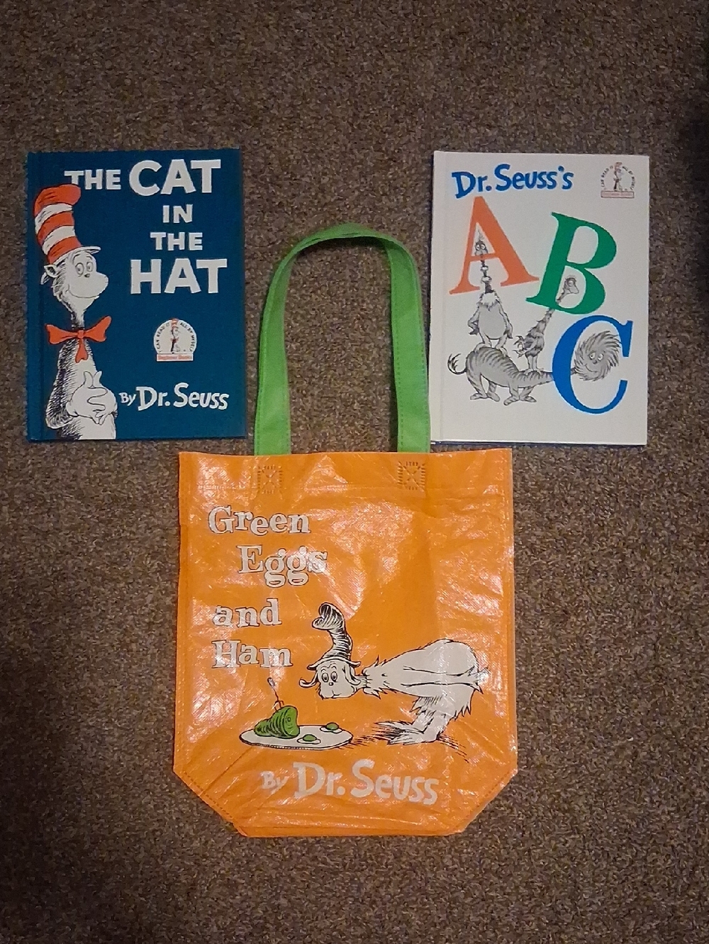 Dr. Seuss Orange Green Eggs and Ham Tote with Green Handles And 2 Books